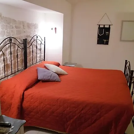 Il Rifugio Del Conte Bed & Breakfast 4*